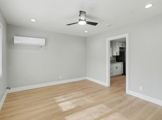 2725 I St APT A, Sacramento, CA