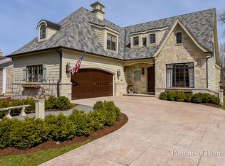 115 Grant Ave, Geneva, IL 60134