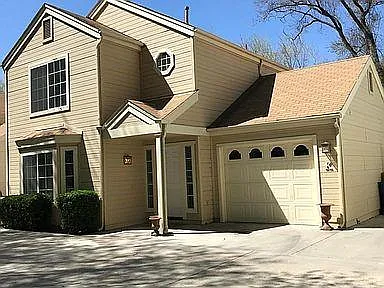 741 Gail Gardner Way — Photo 1