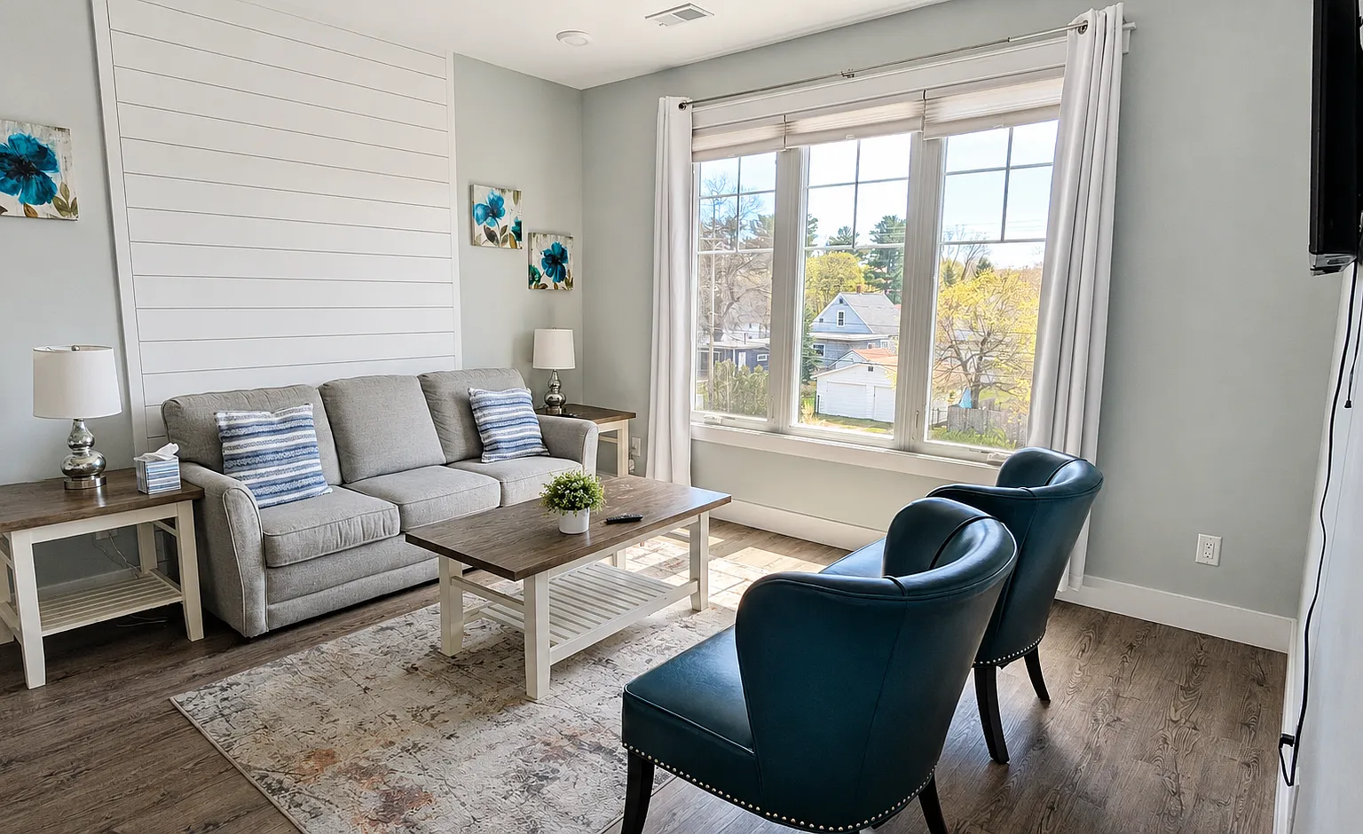 2 bed, 753 sqft, $1,800 — Photo 2