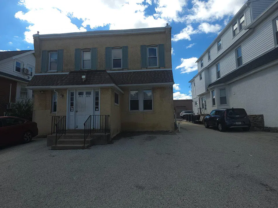 322 Darby Rd #A