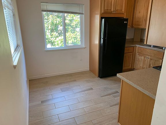 4th image of 512 San Benito Ave APT 4