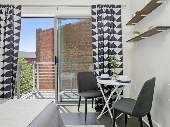 2550 17th St NW Unit 302, Washington, DC 20009