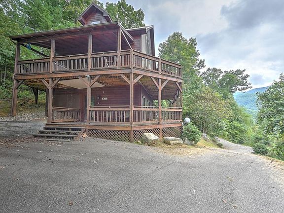2nd image of 341 Lake Cabin Ln