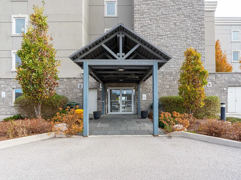151 Marina Park Ave #309 — Photo 3