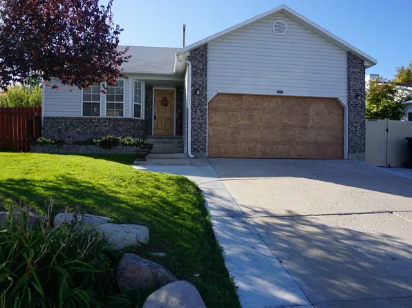 6902 S Clernates Dr, West Jordan, UT 84081