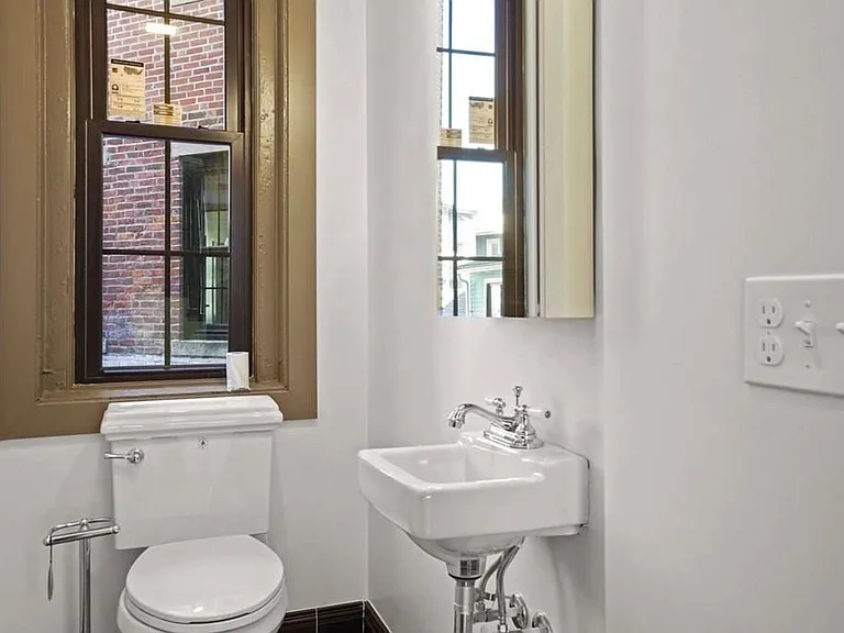 67 Plymouth St #2 — Photo 7