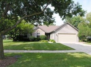 584 N Lyle Ave, Elgin, IL 60123