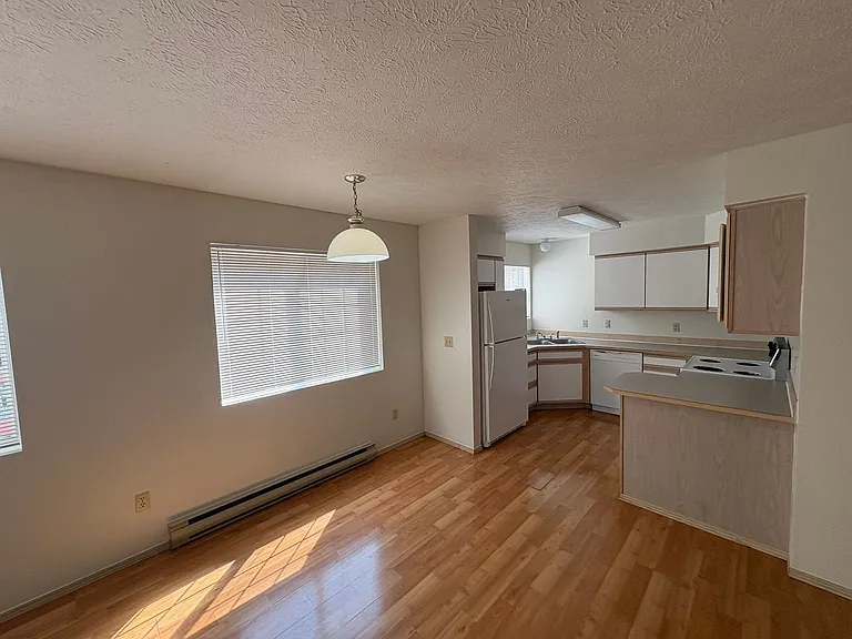705 S Jefferson St — Photo 18