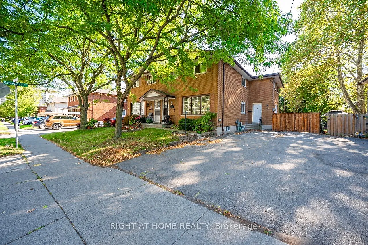 3 bed, $2,800 — Photo 1