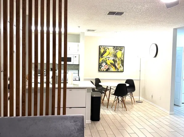 4053 Crockers Lake Blvd #2413, Sarasota, FL 34238
