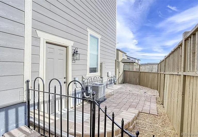 2979 Low Meadow Blvd — Photo 13