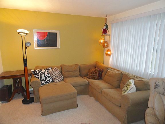 2nd image of 3679 Ashhill Ct
