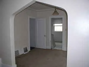 4804 1/2 Davenport St — Photo 9