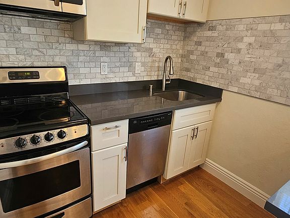 4th image of 262 12th St #5