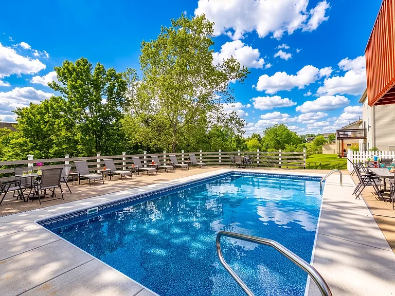 6824 Beagle Dr — Photo 51