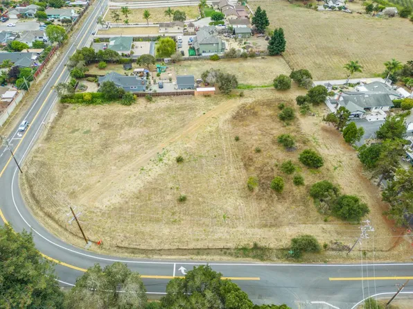 871 Green Valley Rd, Watsonville, CA 95076