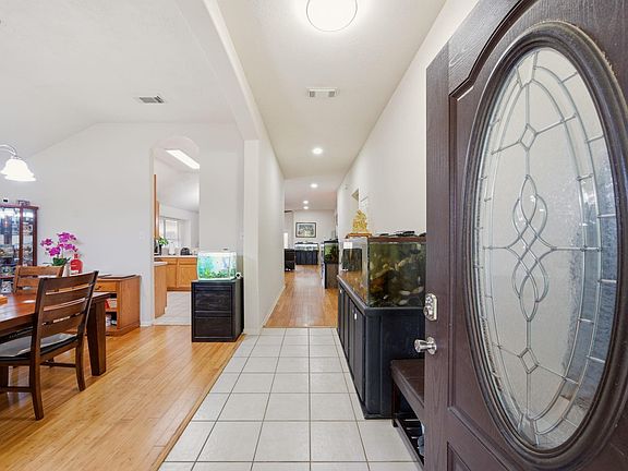 5th image of 8726 Sorrel Meadows Dr