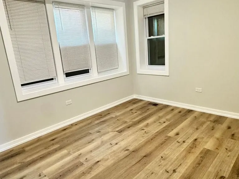 1110 W Marquette Rd #1 — Photo 3