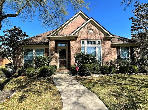 1854 Silent Shore Ct, League City, TX 77573