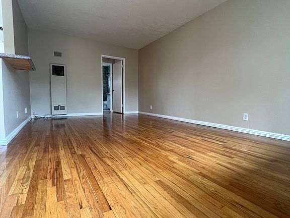 2nd image of 125 N Montague Ave APT D
