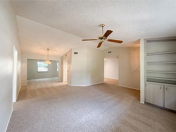 3rd image of 12620 BAY HILL DRIVE