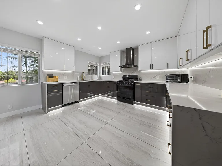 22247 De La Osa St — Photo 13