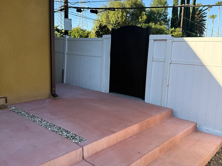11313 Zelzah Ave — Photo 21