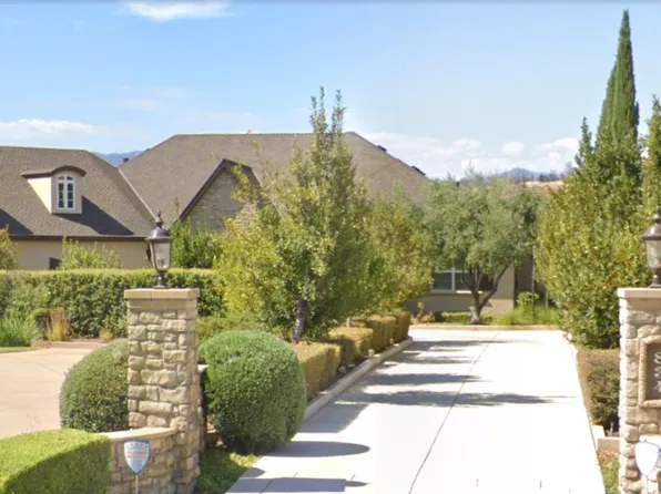 834 Palatine Ct, Redding, CA 96001