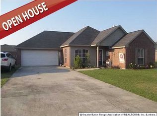 10021 Park Ridge Ave, Denham Springs, LA 70706