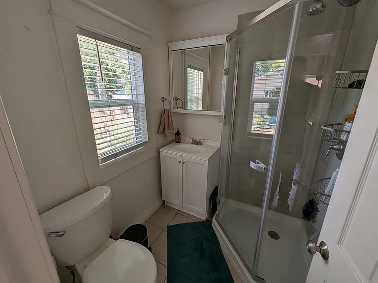 129 W Paxton Ave — Photo 8