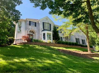 11008 Rambling Oaks Dr, Saint Louis, MO