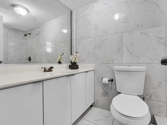 4th image of 8600 SW 109th Ave #4207