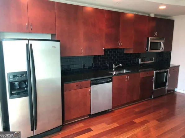 400 W Peachtree St NW Unit 3207, Atlanta, GA 30308