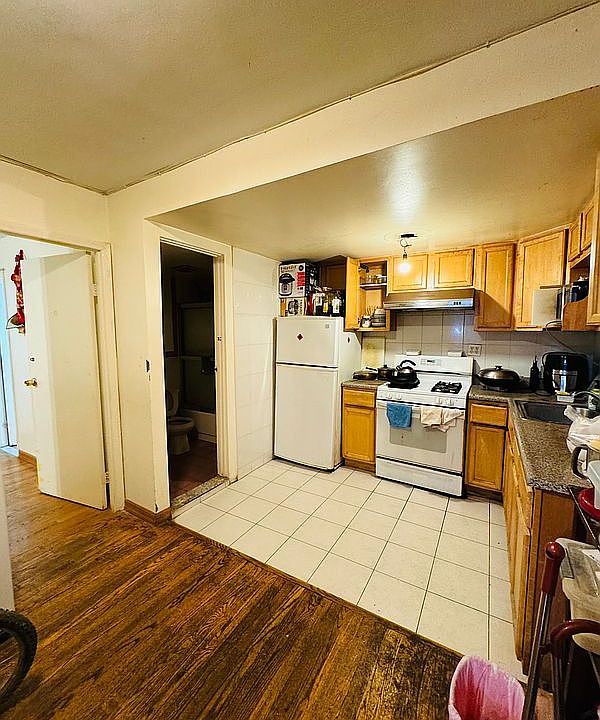 1st image of 144-34 37th Ave #404