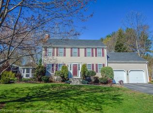 2 Toni Dr, Bellingham, MA 02019