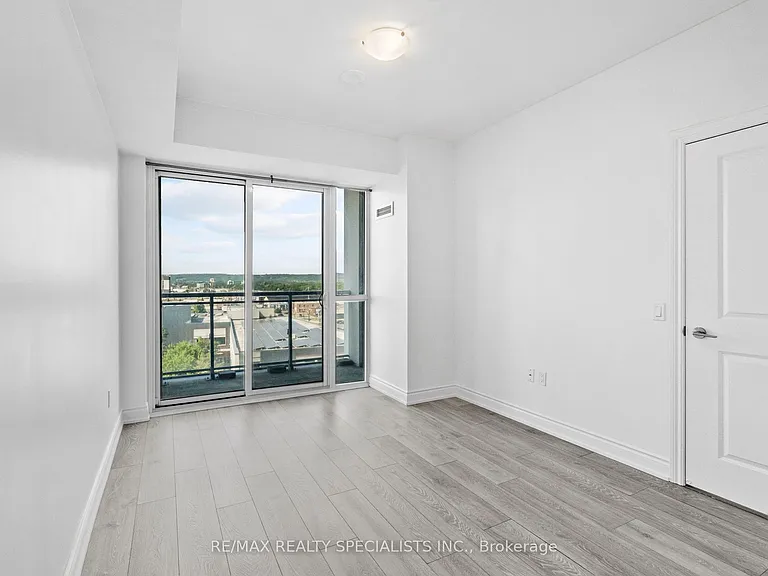 1050 Main St E #718 — Photo 14