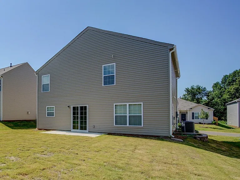 584 Craftsman Ln — Photo 35