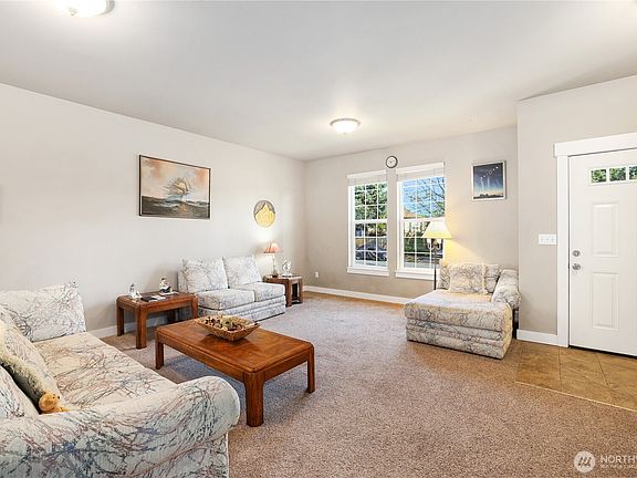 3rd image of 2518 S Melrose Street