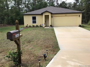 1642 E Artesian Ln, Citrus Springs, FL 34434