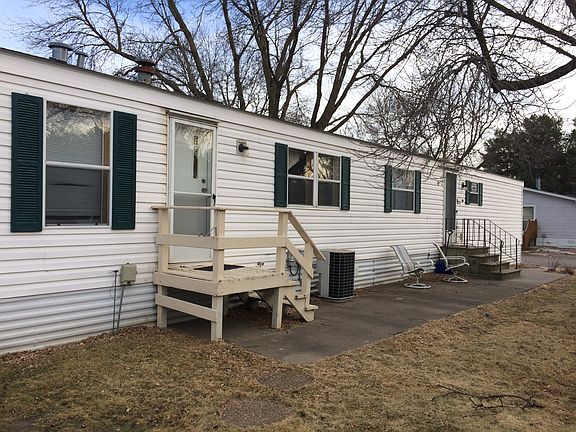 4th image of 1290 Cessna Dr W