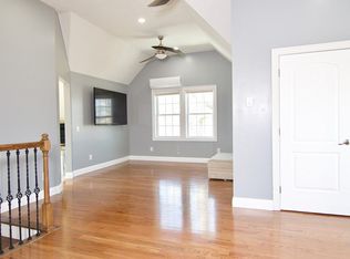 170 Mayflower Rd, Springfield, MA 01118