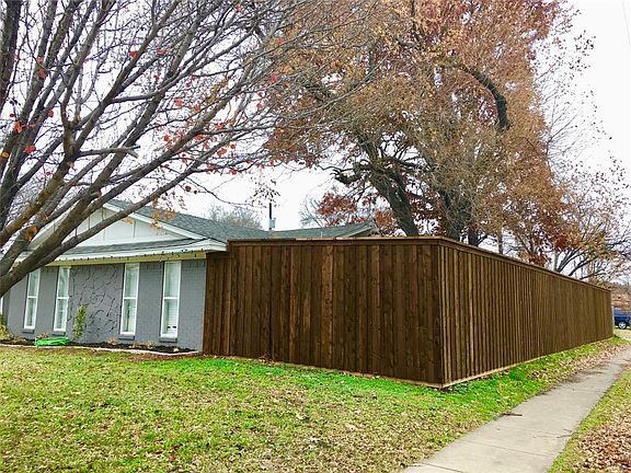 2nd image of 4001 Hillsdale Ln