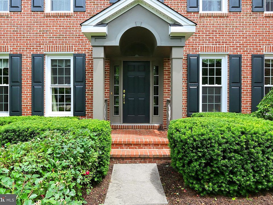 1st image of 11705 Mercer Hill Ct