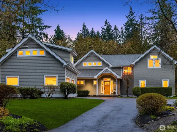 8421 NE Grizdale Lane, Bainbridge Island, WA 98110