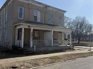 1627 S 10th St, Saint Joseph, MO 64503