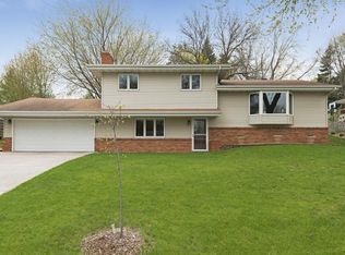 78 14th Ave SW, New Brighton, MN 55112