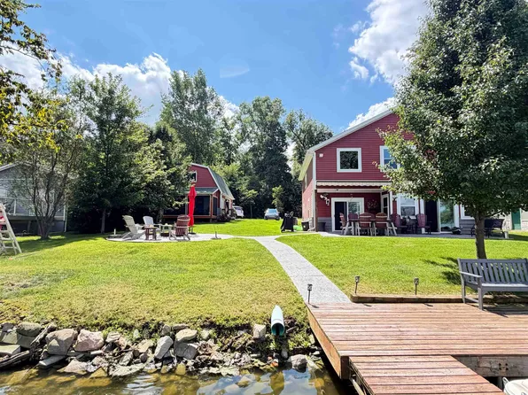 5470 W Sycamore Hill Ln, Silver Lake, IN 46982