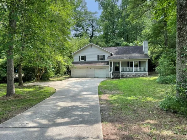 3840 Whitaker Ln, Lithia Springs, GA 30122
