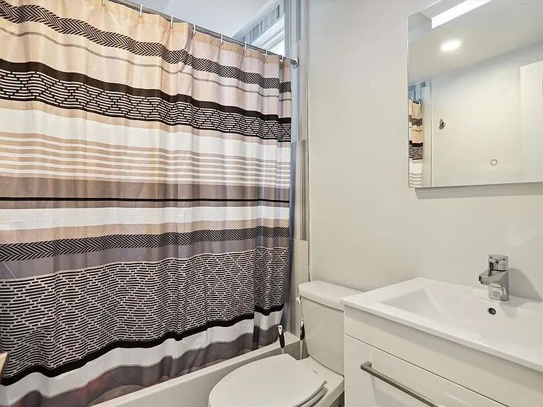5024 9th St NW #203 — Photo 30
